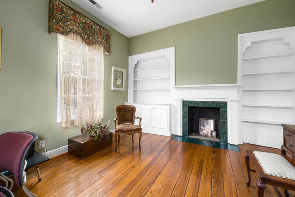 542 E. Jones St., Raleigh, NC