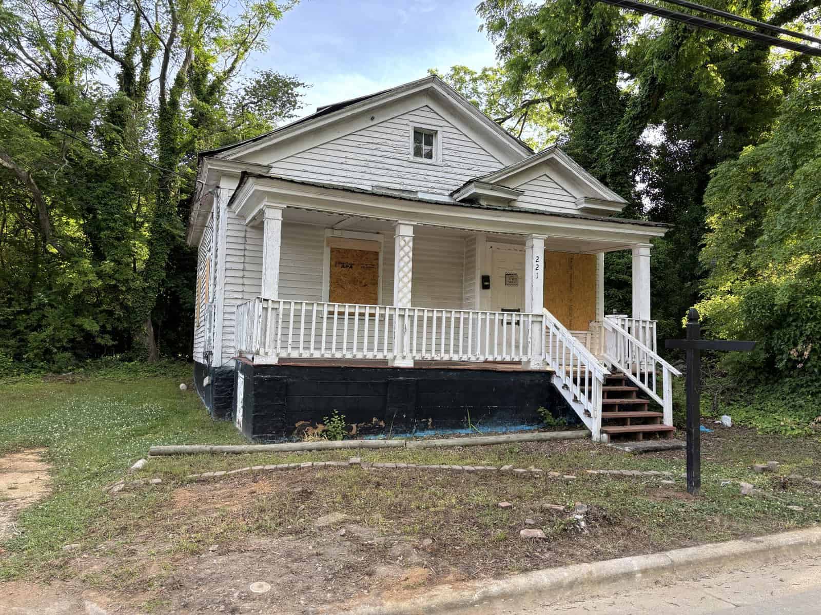 221 E Lee St, Raleigh, NC