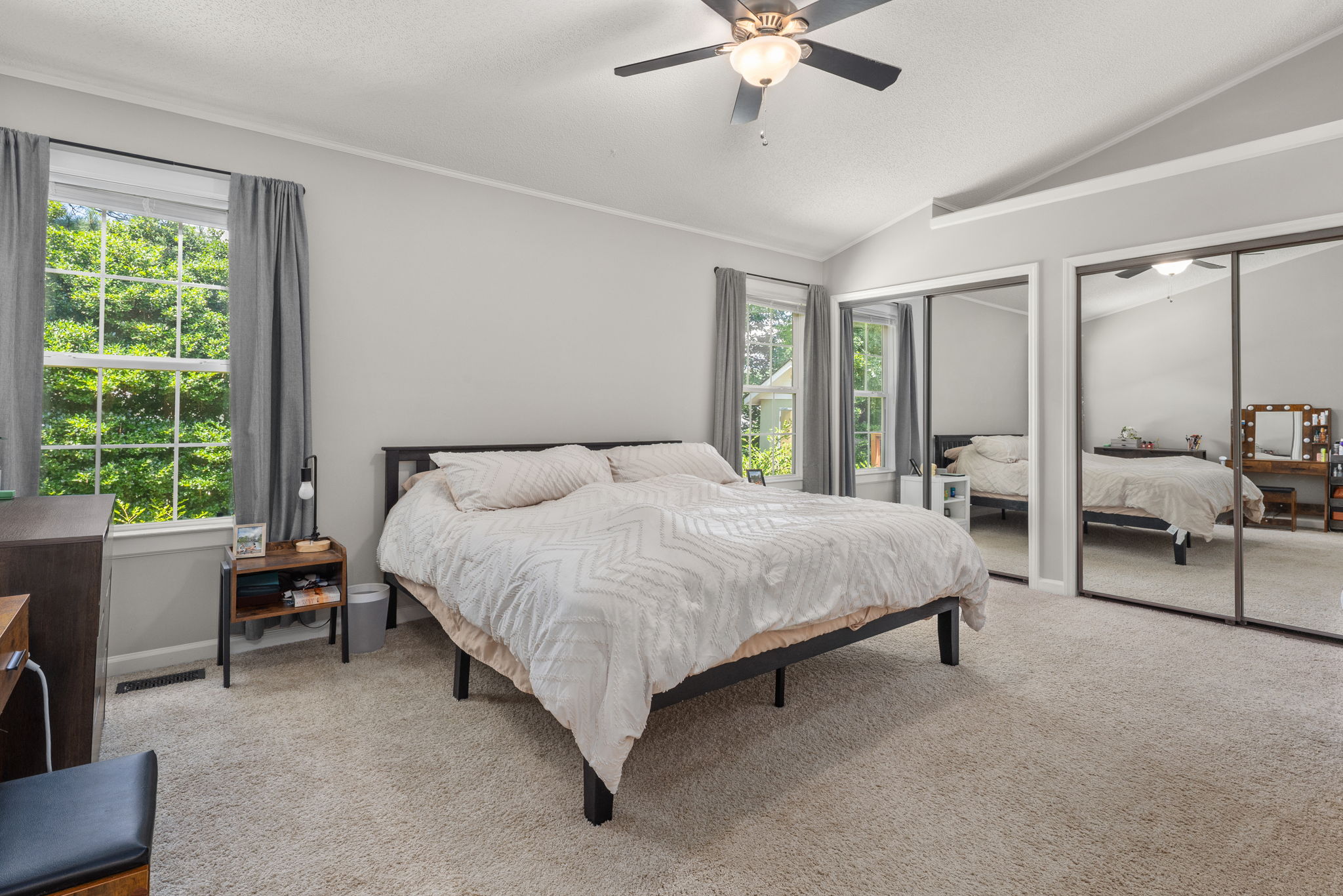6205 Houndsman Ct