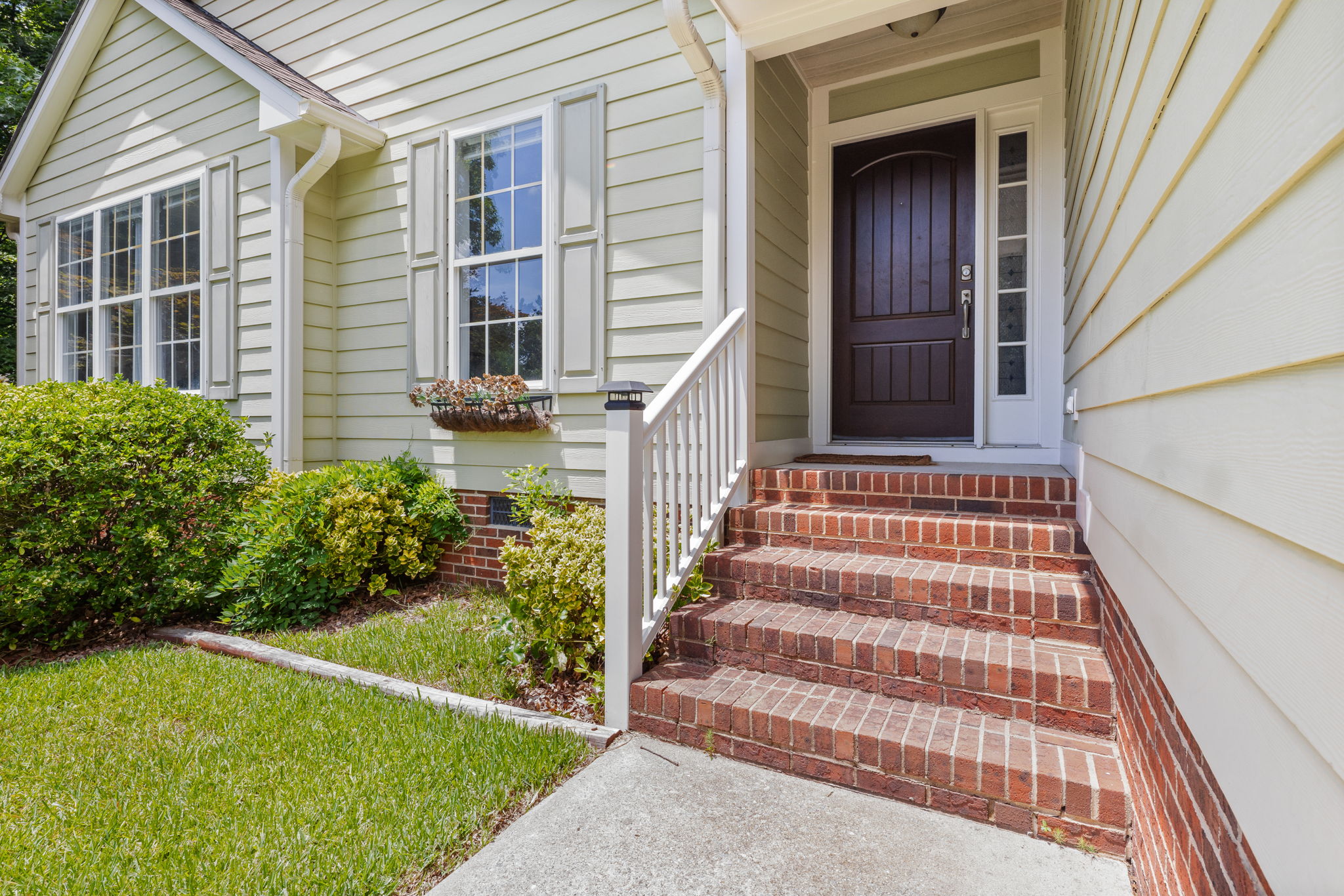 6205 Houndsman Ct