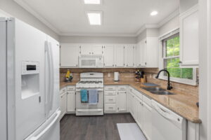 6205 Houndsman Ct