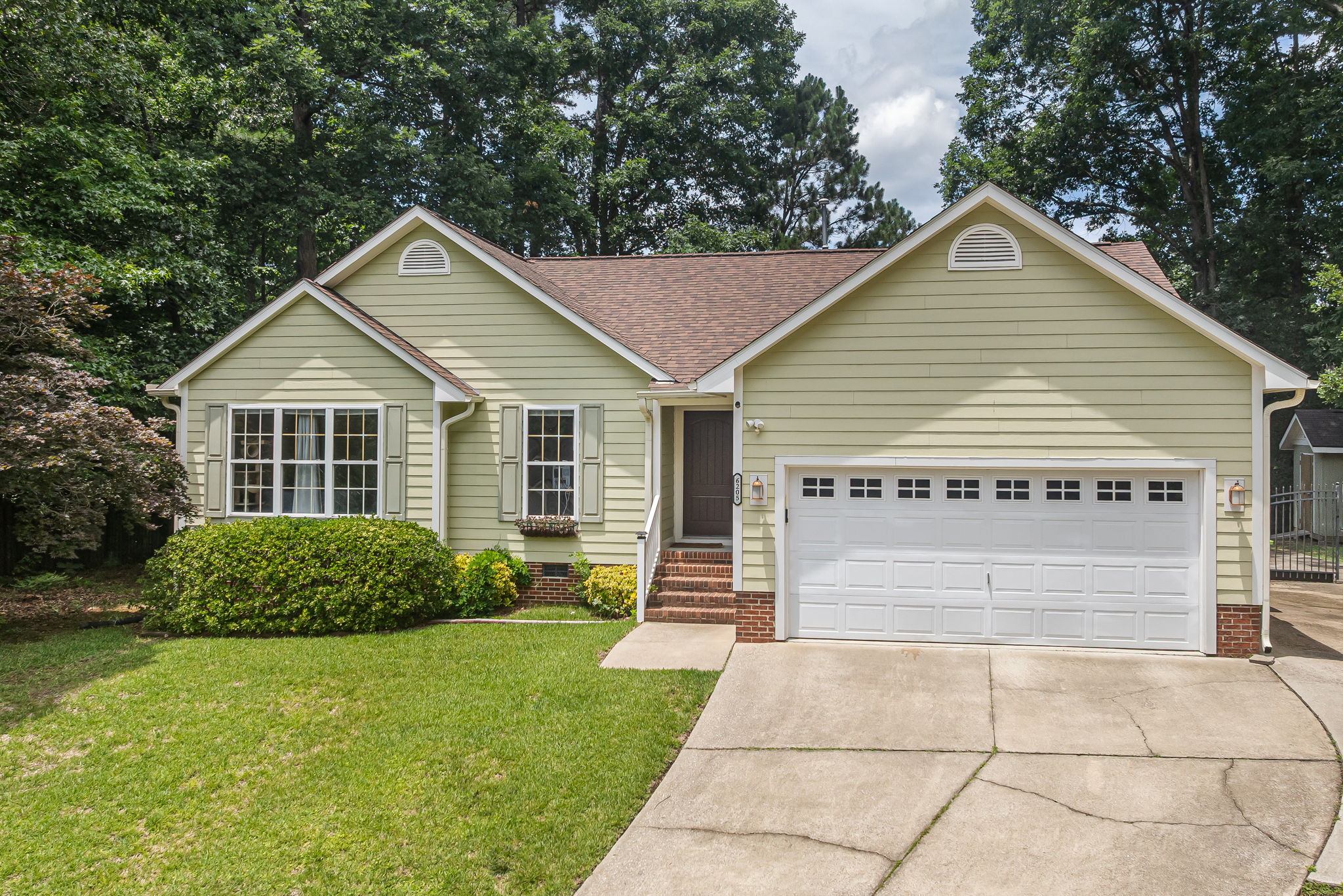 6205 Houndsman Ct