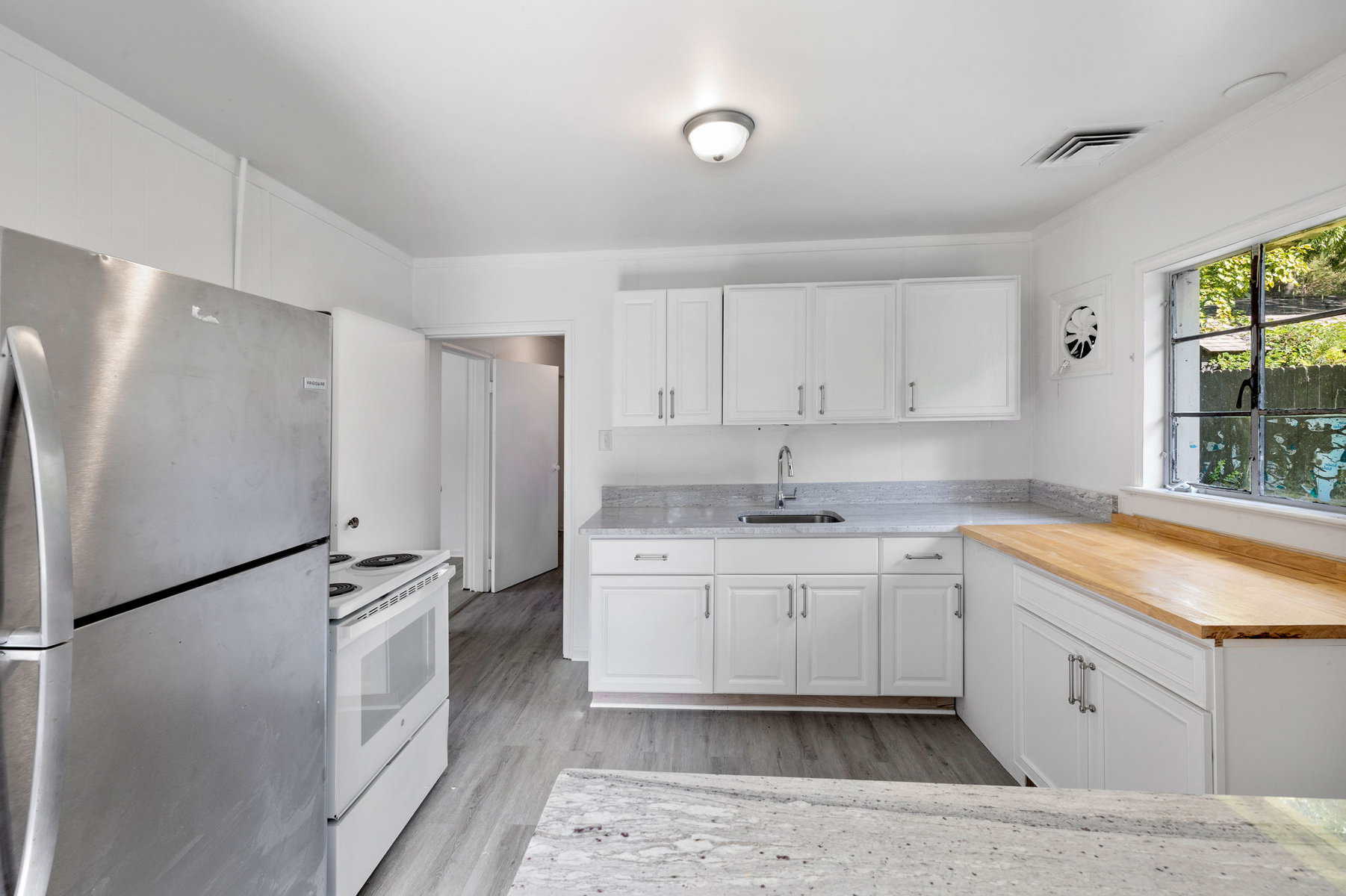2618 Bedford + 711 1/2 Latta
