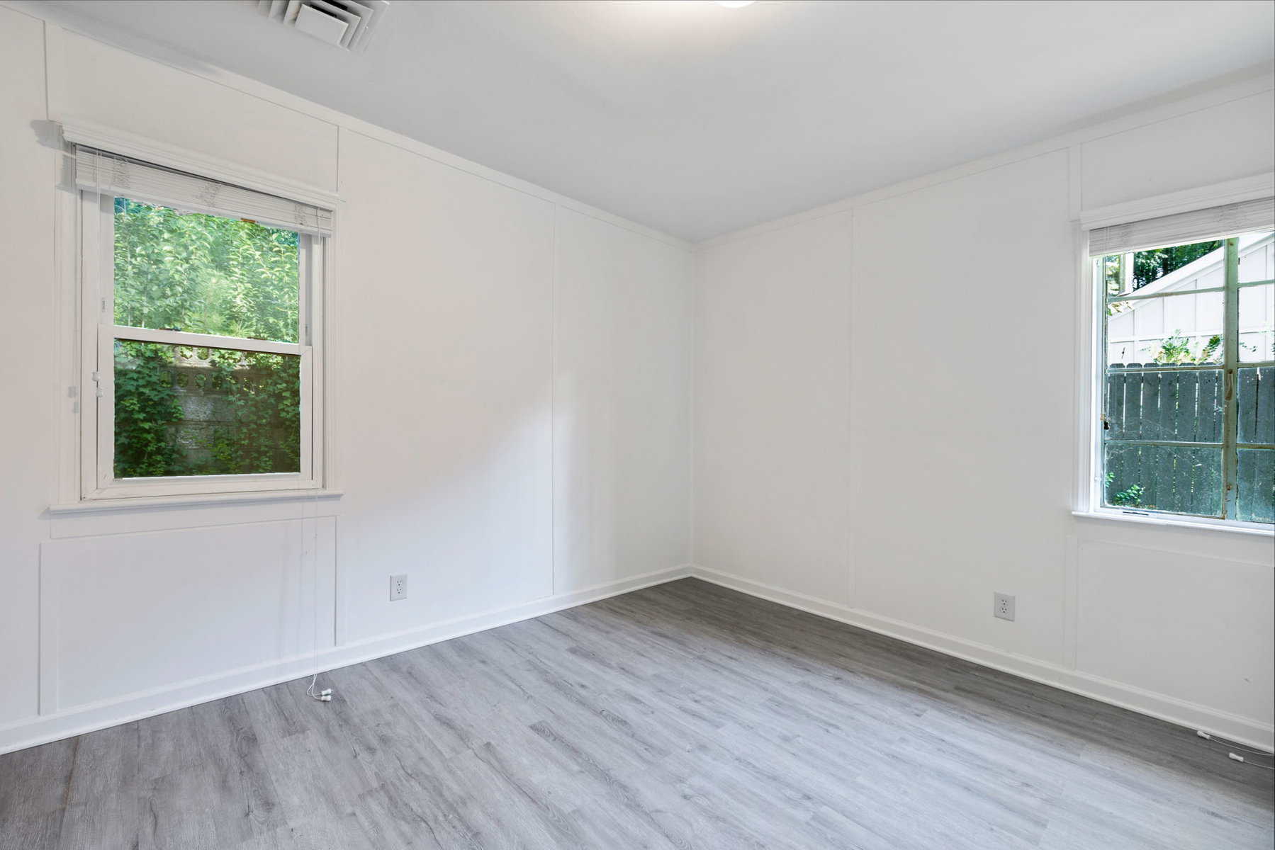 2618 Bedford + 711 1/2 Latta