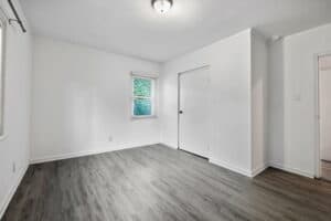 2618 Bedford + 711 1/2 Latta