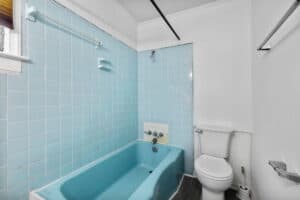 2618 Bedford + 711 1/2 Latta