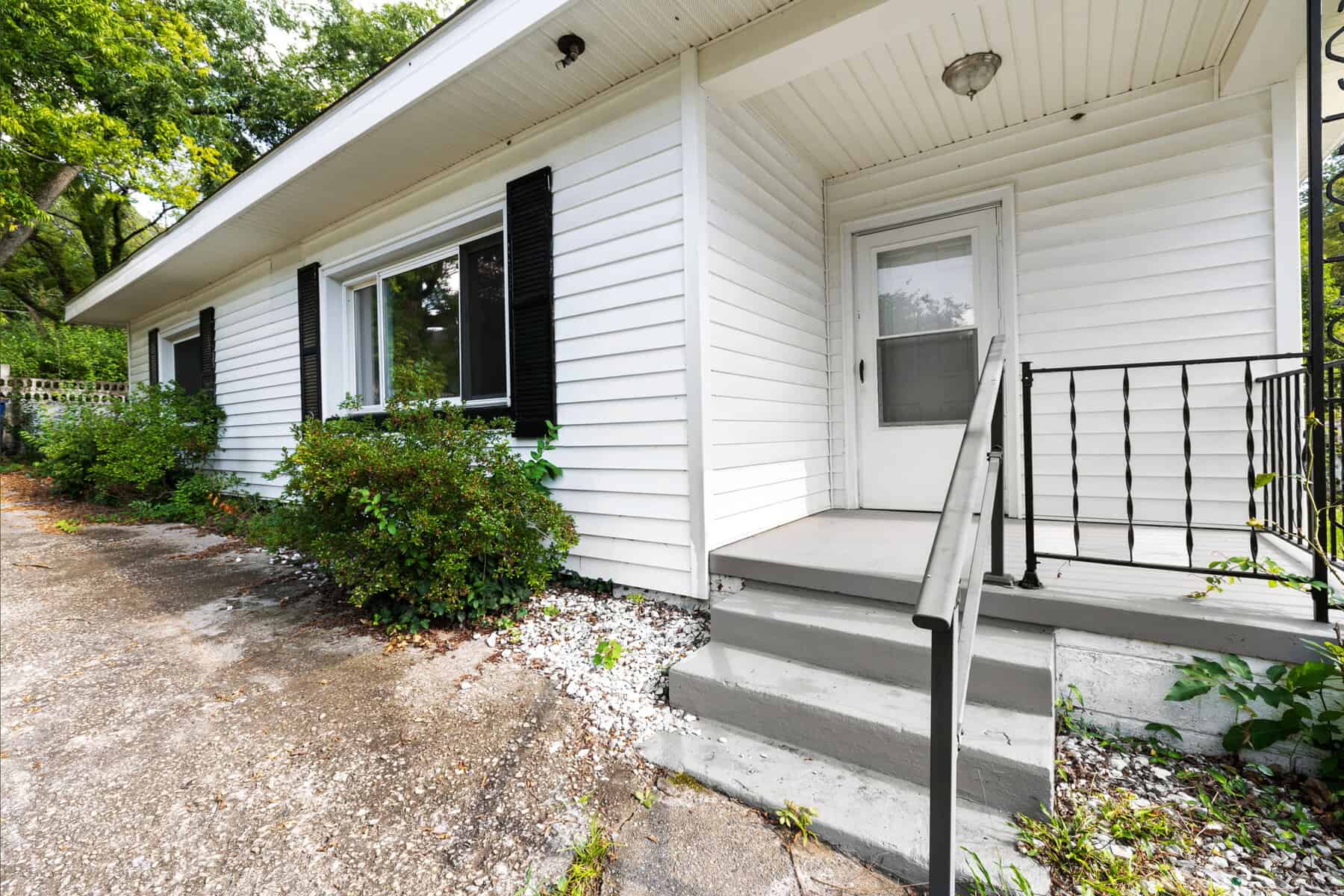 2618 Bedford + 711 1/2 Latta