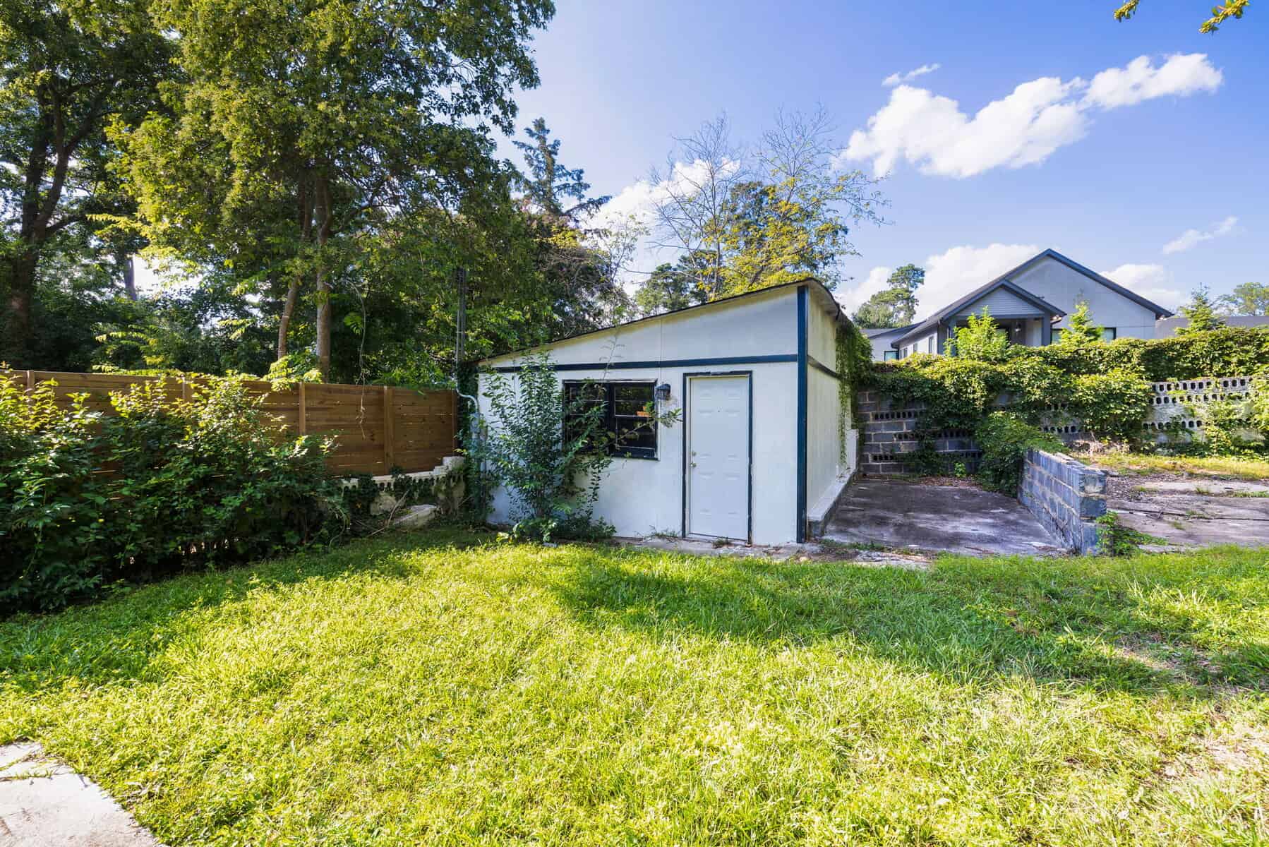 2618 Bedford + 711 1/2 Latta