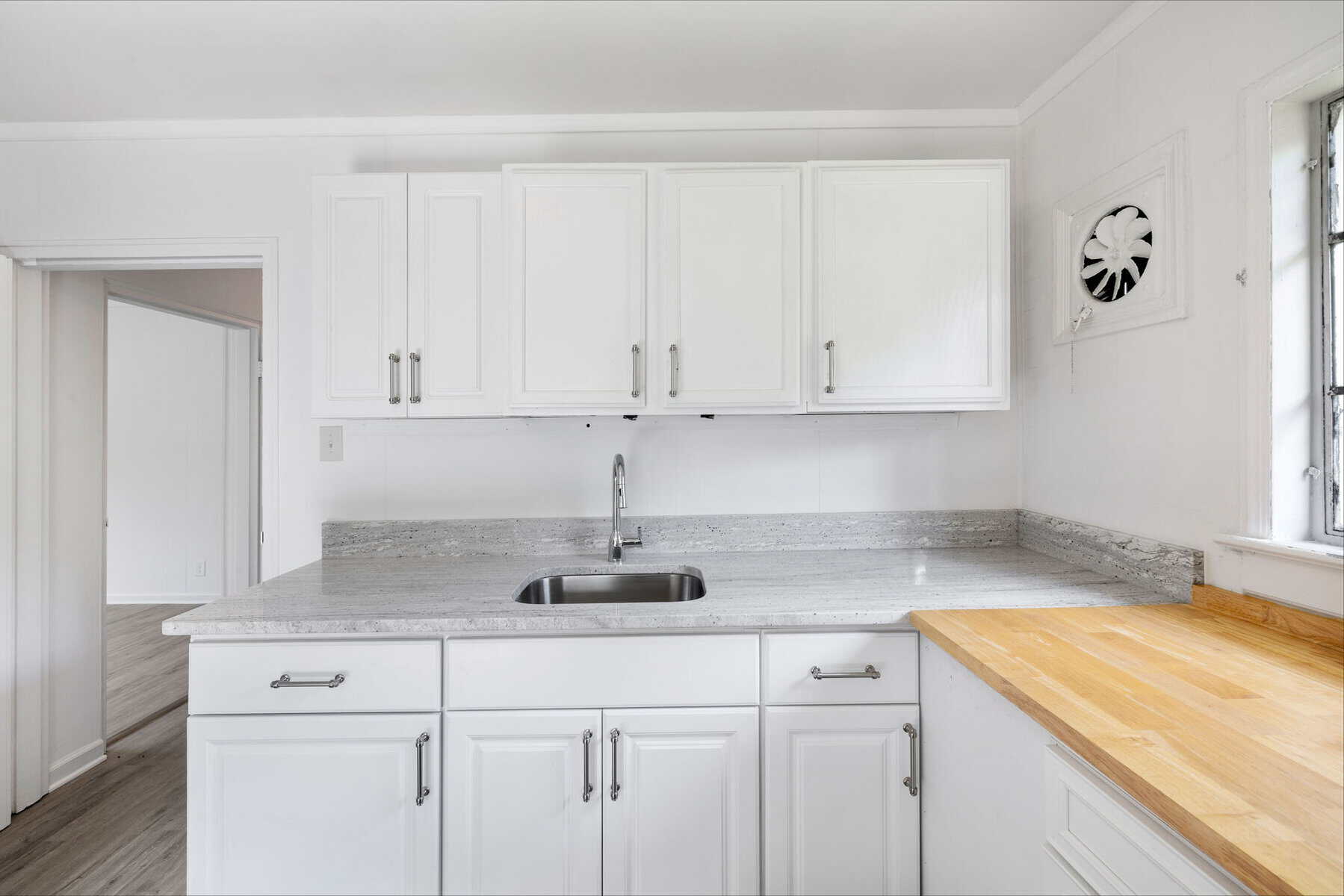 2618 Bedford + 711 1/2 Latta